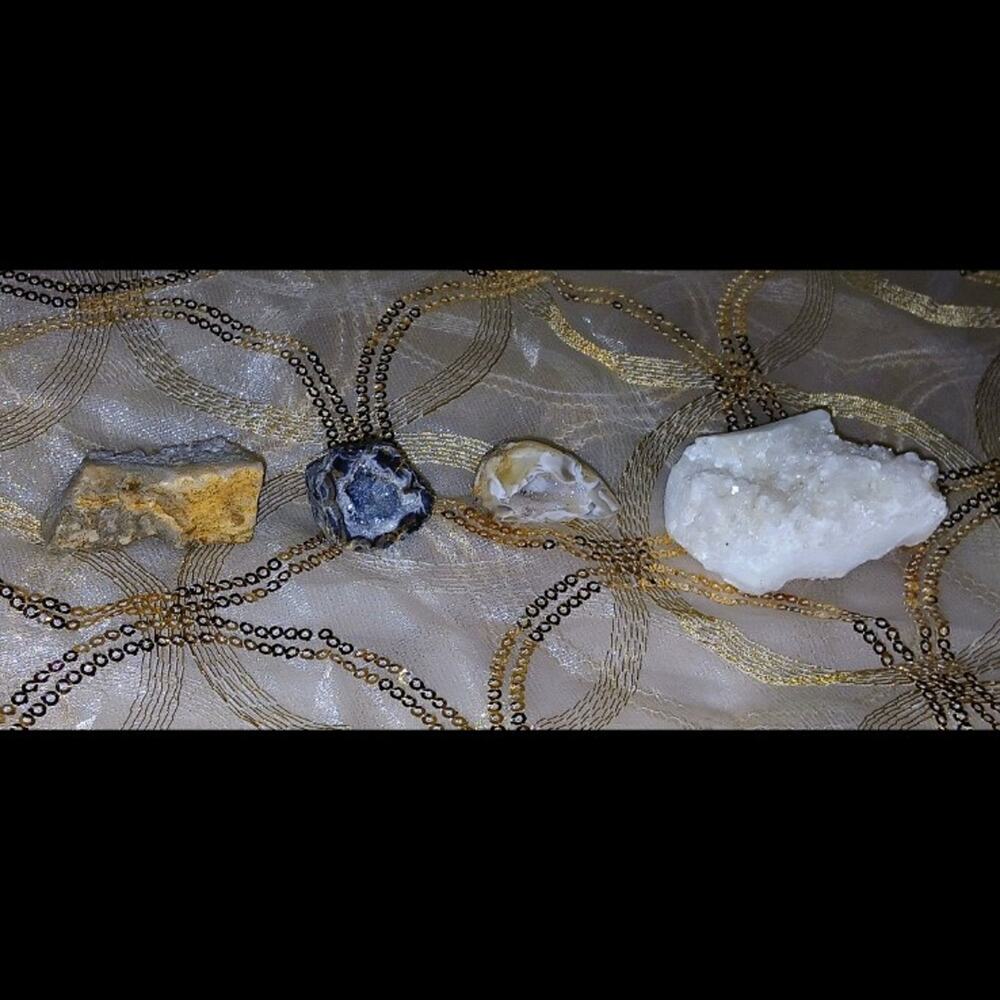 Crystal Geode & Quartz Bundle